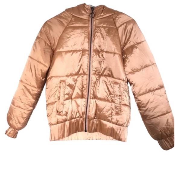 MINKPINK Hooded Puffer Jacket Size small - Picture 3 of 4